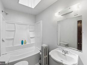 5929 N Leithgow Street, Philadelphia PA 19120