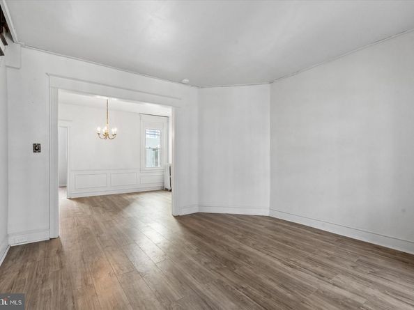 5929 N Leithgow Street, Philadelphia PA 19120