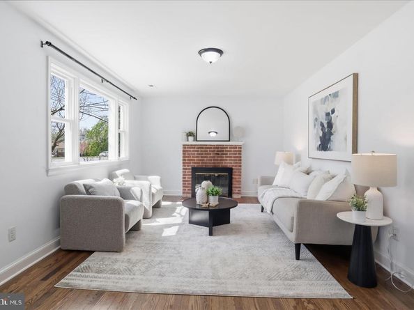 9704 Blake Lane, Fairfax VA 22031