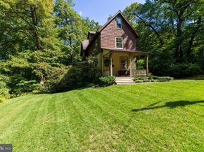7 Walt Lane, Wyncote PA 19095