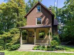 7 Walt Lane, Wyncote PA 19095