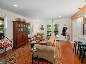 7 Walt Lane, Wyncote PA 19095