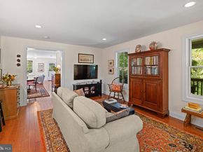 7 Walt Lane, Wyncote PA 19095