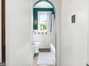 374 Fairway Terrace, Philadelphia PA 19128