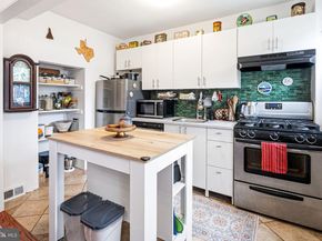 374 Fairway Terrace, Philadelphia PA 19128