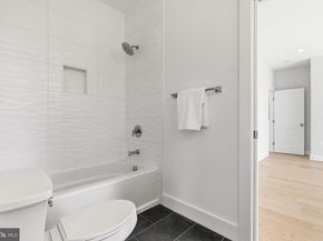 6806 Farragut Avenue, Falls Church VA 22042