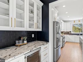 6806 Farragut Avenue, Falls Church VA 22042
