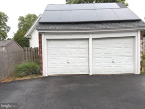 463 Burmont Road, Drexel Hill PA 19026