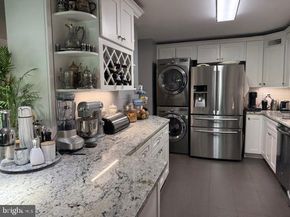 203 Yoakum Parkway 711, Alexandria VA 22304