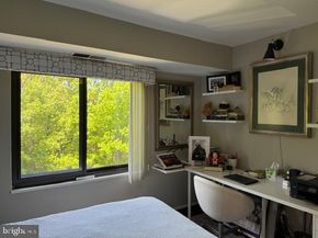 203 Yoakum Parkway 711, Alexandria VA 22304