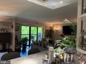 203 Yoakum Parkway 711, Alexandria VA 22304