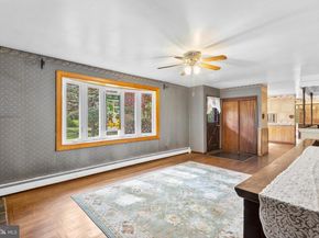 105 Spring Avenue, Holland PA 18966