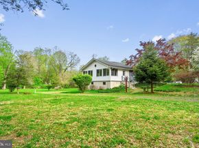 105 Spring Avenue, Holland PA 18966