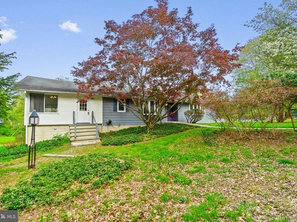 105 Spring Avenue, Holland PA 18966