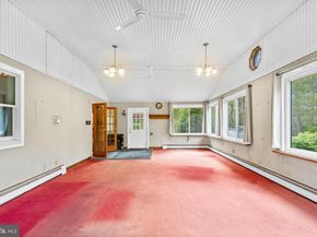 105 Spring Avenue, Holland PA 18966