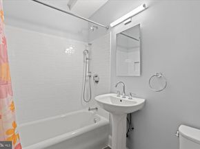 3900 Cathedral Avenue NW 203A, Washington DC 20016