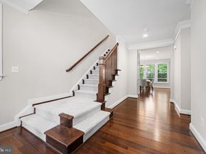 6198 Champion Oak Court, Falls Church VA 22044