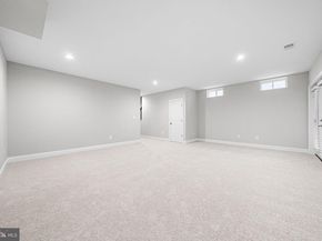 6198 Champion Oak Court, Falls Church VA 22044