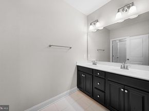 6198 Champion Oak Court, Falls Church VA 22044