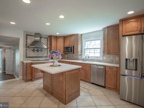 251 Upper Holland Road, Richboro PA 18954