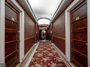 250 S 13TH Street 1F, Philadelphia PA 19107