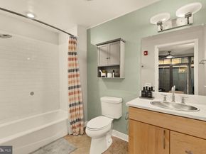 2412 17TH Street NW C03, Washington DC 20009