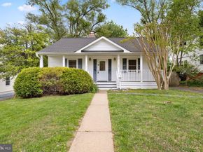 3115 Greenway Boulevard, Falls Church VA 22042