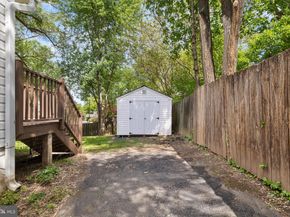 3115 Greenway Boulevard, Falls Church VA 22042
