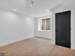 2620 E Hagert Street, Philadelphia PA 19125