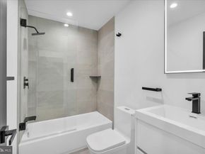 2620 E Hagert Street, Philadelphia PA 19125