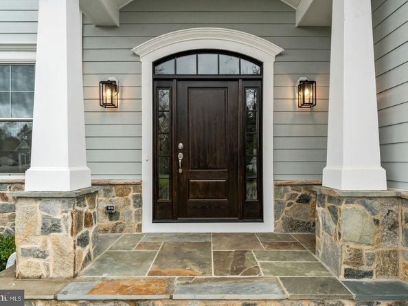 606 Meadow Lane SW, Vienna VA 22180