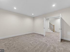 606 Meadow Lane SW, Vienna VA 22180