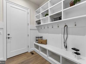 606 Meadow Lane SW, Vienna VA 22180