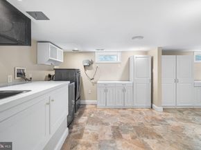 1211 Janneys Lane, Alexandria VA 22302