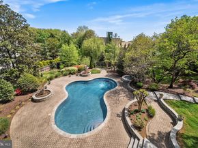 1211 Janneys Lane, Alexandria VA 22302