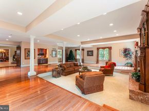 1390 Old Jacksonville, Ivyland PA 18974