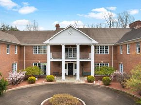 1390 Old Jacksonville, Ivyland PA 18974