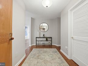1101 S Arlington Ridge 305, Arlington VA 22202