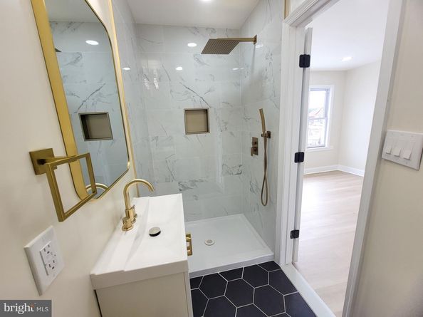 1449 Conlyn Street, Philadelphia PA 19141
