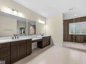 11865 Boscobel Court, Herndon VA 20170