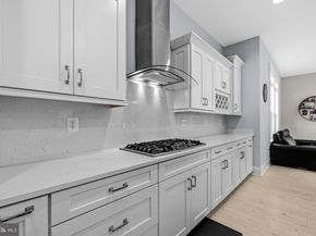 11865 Boscobel Court, Herndon VA 20170