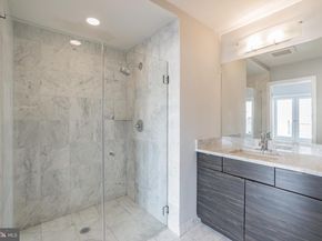 112 Market Street 3, Philadelphia PA 19106