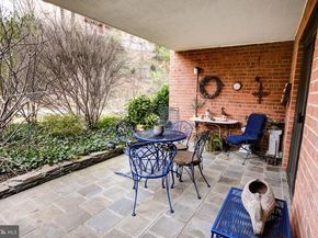 4201 Cathedral Avenue NW 124E, Washington DC 20016