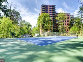 4201 Cathedral Avenue NW 124E, Washington DC 20016