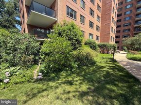 4201 Cathedral Avenue NW 124E, Washington DC 20016