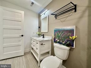 1232 N Front Street 2D, Philadelphia PA 19122