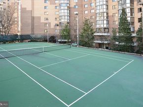 1600 N Oak Street 1221, Arlington VA 22209