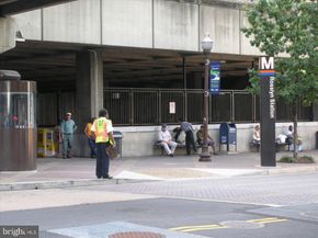 1600 N Oak Street 1221, Arlington VA 22209