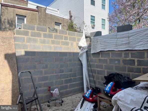 2536 N Warnock Street, Philadelphia PA 19133