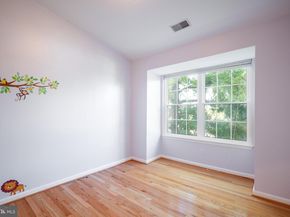 122 Sanborn Place, Alexandria VA 22305